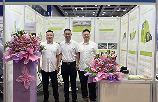 彩票123app下载安装精彩亮相马来西亚工程机械展